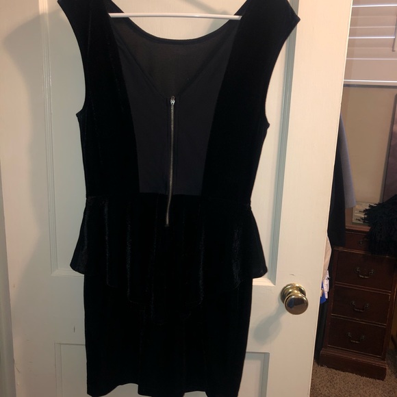 Guess Black Dress - Velvet Peplum Mesh Back Chic - Picture 2 of 11